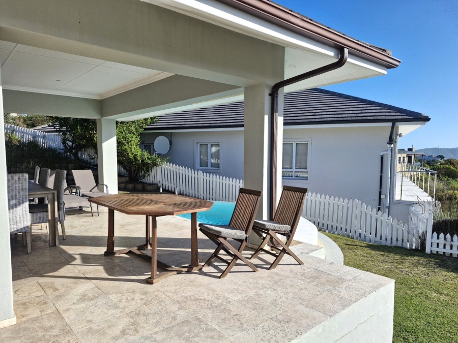 4 Bedroom Property for Sale in Pezula Golf Estate Western Cape